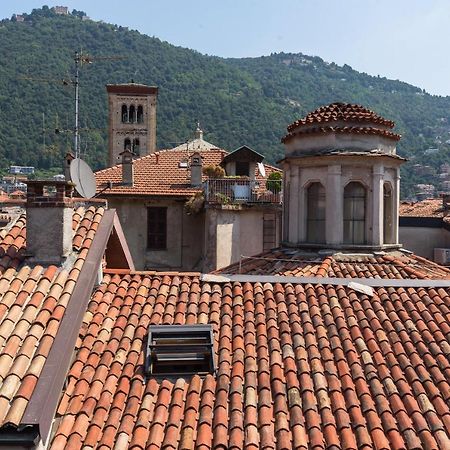 Palazzo Del Pero Luxury Attic - byMyHomeinComo Exterior foto
