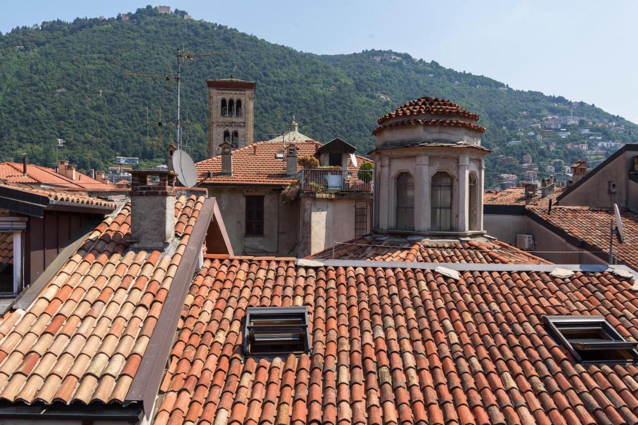 Palazzo Del Pero Luxury Attic - byMyHomeinComo Exterior foto