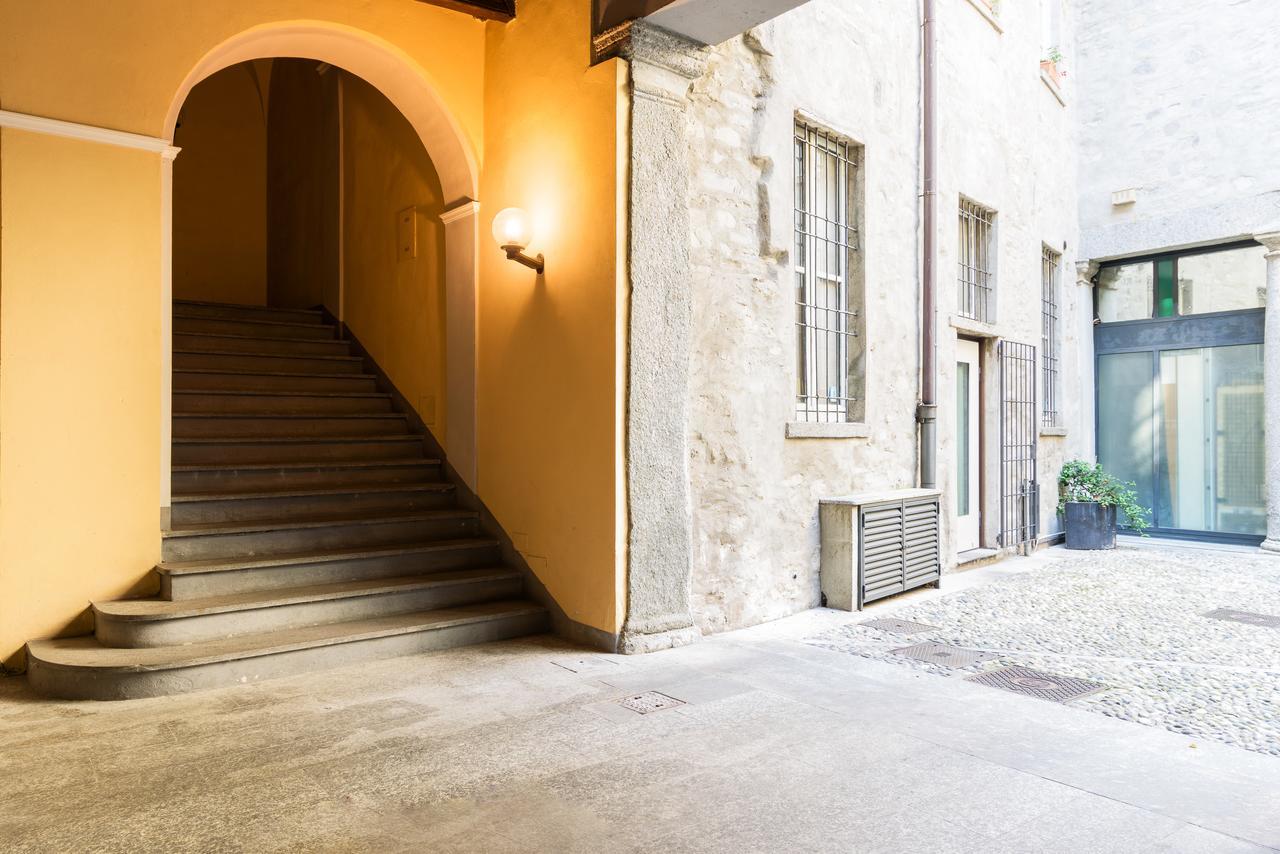Palazzo Del Pero Luxury Attic - byMyHomeinComo Exterior foto