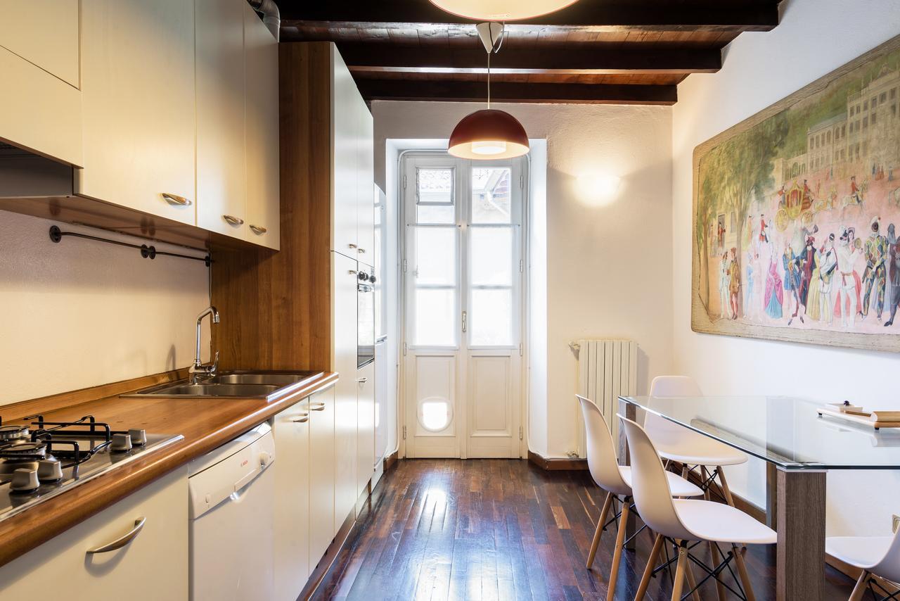 Palazzo Del Pero Luxury Attic - byMyHomeinComo Exterior foto