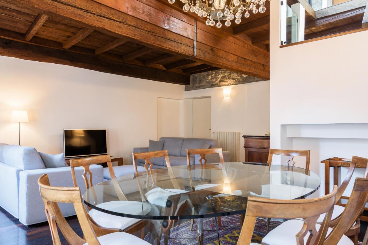 Palazzo Del Pero Luxury Attic - byMyHomeinComo Exterior foto